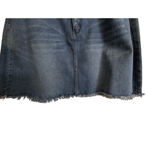 Diamante Women's Plus Size 3XL Denim Skirt Frayed Hem - Made in USA - Picture 10 of 13